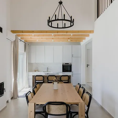 Villa Retreat *