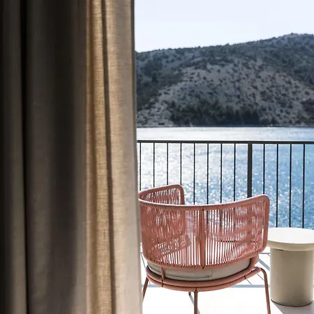Retreat Βίλα Vinišće