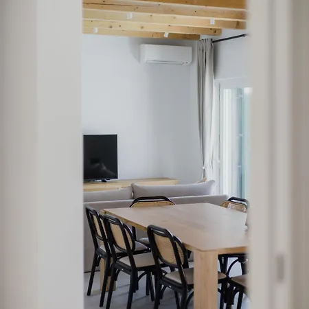 Villa Retreat *